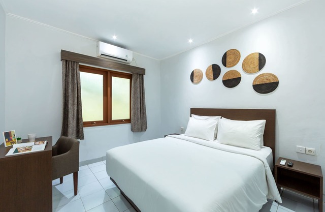 An exclusive kost that is located in Kuta and offers easy access to everywhere.
