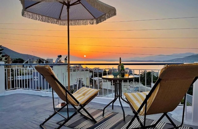 An hour from central Athens, 2 bedroom house. Salamina