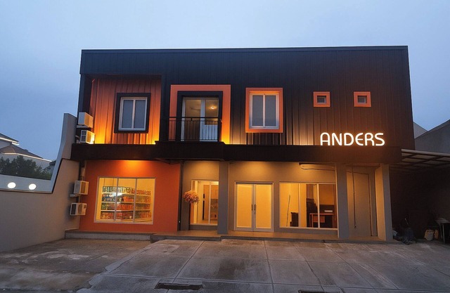 Anders Permata Millenium