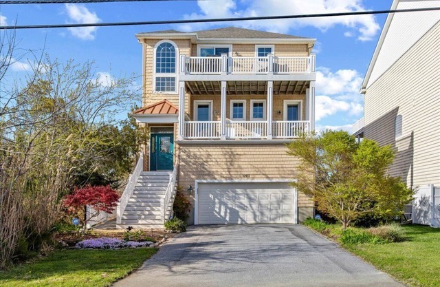 Angler's Dream-LUXURY WATER VIEW BEACH HOUSE near Inlet and Sunset Marina
