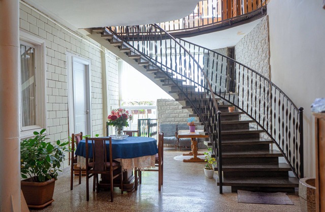 Anna's Guest house