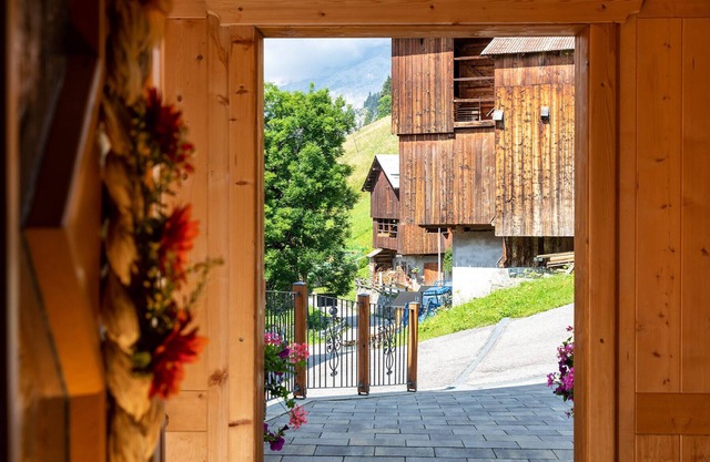 Apartment 'Cesa Raggio Di Sole Bilocale' with Mountain View, Shared Terrace and Wi-Fi