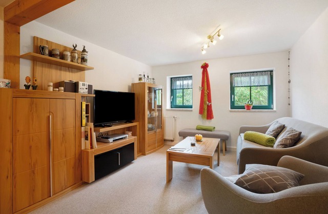 Apartment 'Wohnung Volksgut' with Mountain View, Private Terrace and Wi-Fi