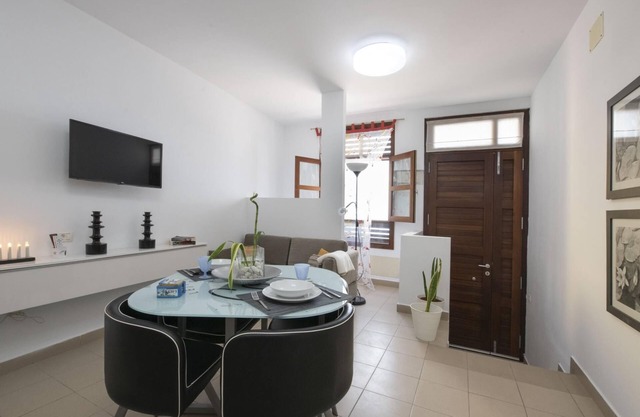 Apartment in the old town only 5min beach