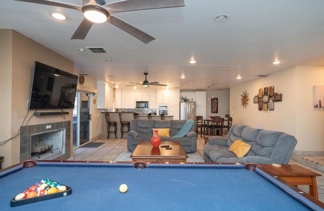 Apache Fyre, Canal Front Dock, Moovlaya Keys