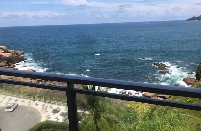 Apartamento Familiar - Guarujá -astúrias - Beira Mar