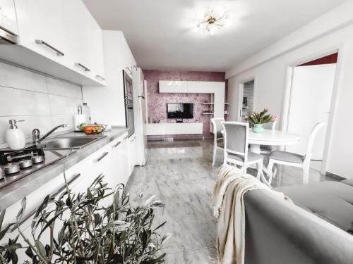 Apartament Florești