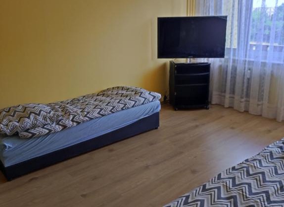 Apartament na Wyszyńskiego - mieszkanie w centrum Myszkowa dla firm i nie tylko
