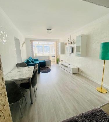 Apartament Tiron în centru orasului