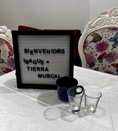 Apartamento amplio en conjunto