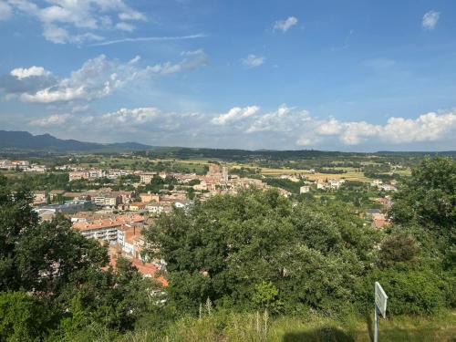 Apartamento de 3 habitaciones en GIRONELLA - ALBERGA