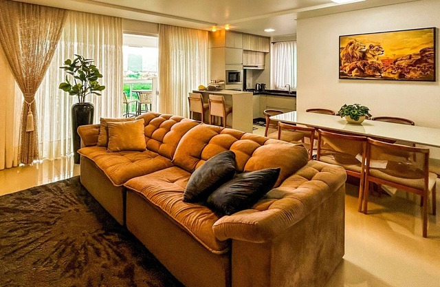 Apartamento Luxuoso 1 Quadra do Mar em Itapema