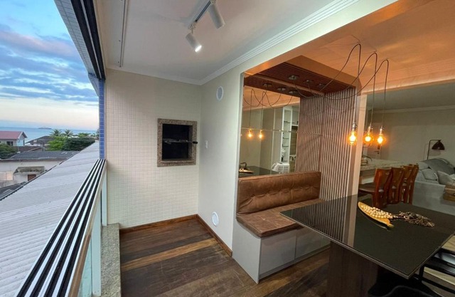 Apartamento na Praia do Perequê