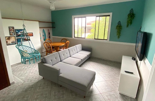 Apartamento no Guarujá, a poucos minutos da praia
