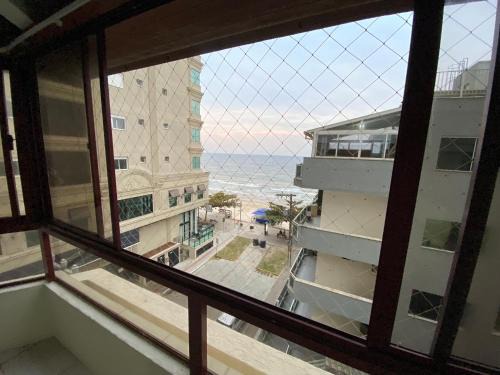 Apartamento quadra mar