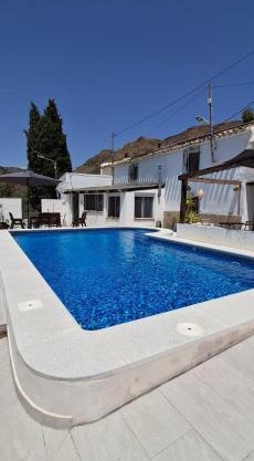 Apartamento Ruby at Casa Tomaddi with private pool and super-king bed