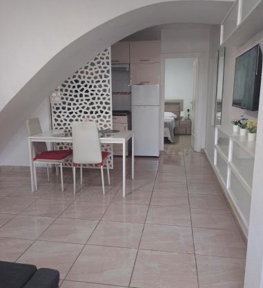 apartamento serrano con terraza