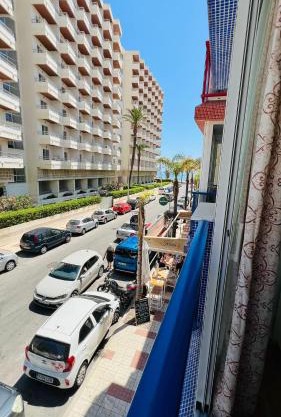 Apartamentos Bajondillo Beach Cozy Inns