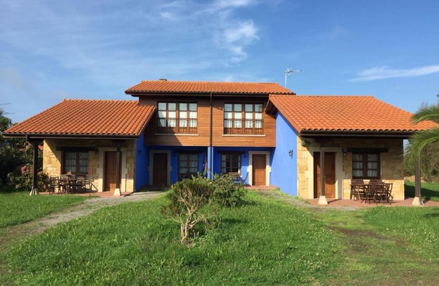 APARTAMENTOS RURALES AZABACHE