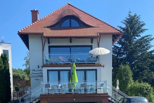Apartamenty nad jeziorem charzykowskim Villa Emilia