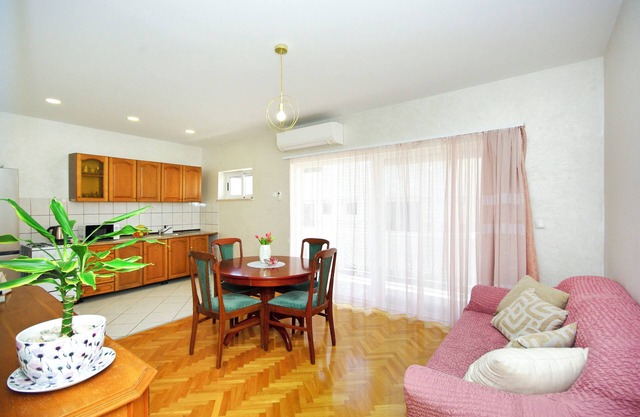 Apartmani Makarska 16, Ap1 dvosobni