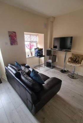 Apartment 1, Regent Street
