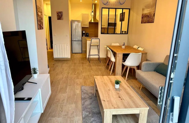 Apartment 15min from paris