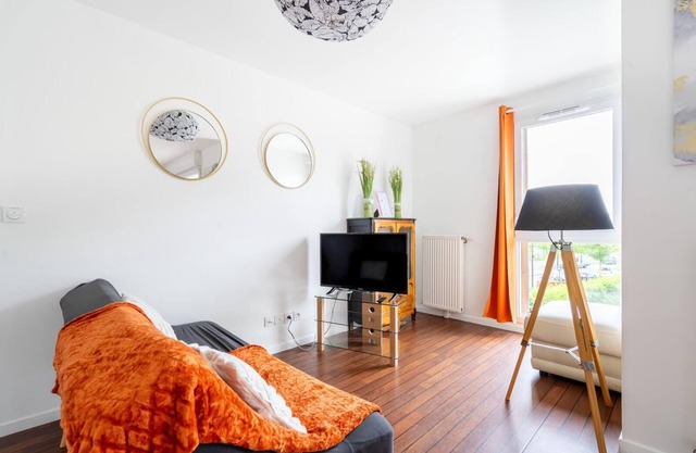 Apartment 25 minutes from Disneyland