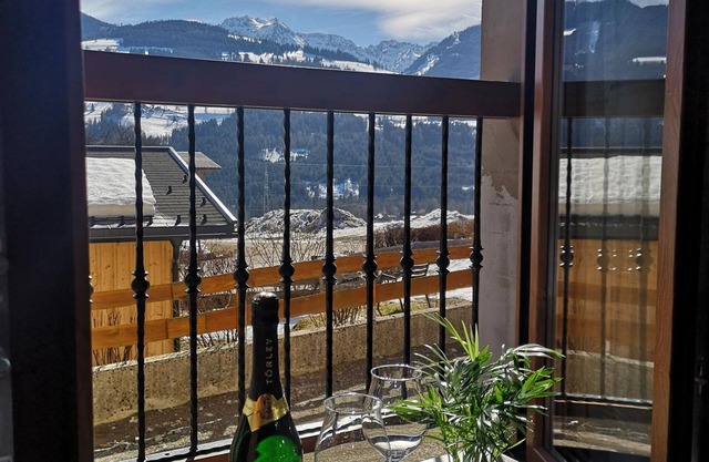 apartment 3 - 2 bedrooms, shower, toilet - snow crystal