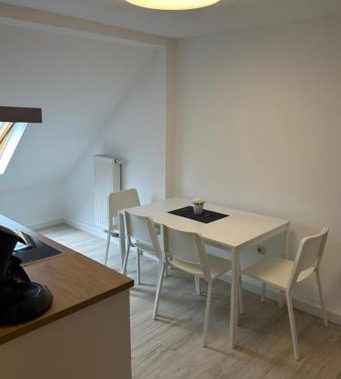 Apartment 4