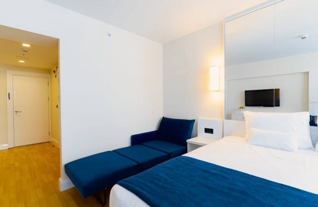 Apartment 50 meters from the sea