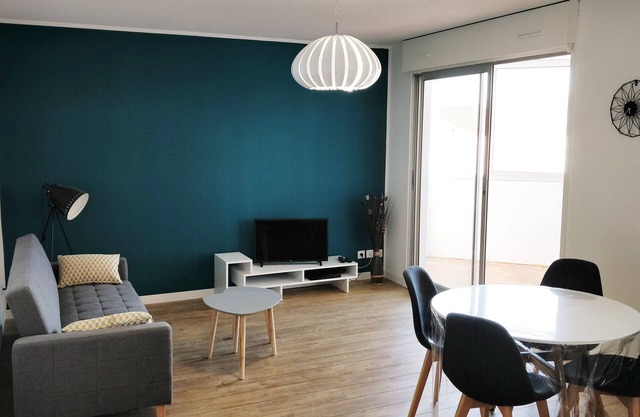 Apartment 55m2 Perpignan near city center and train station with parking