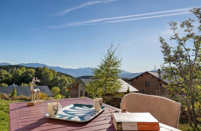 Apartment 'À Louer - Égat' with Mountain View, Private Terrace and Wi-Fi