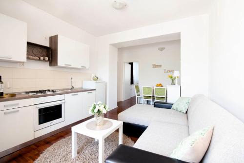 Apartment Alkar