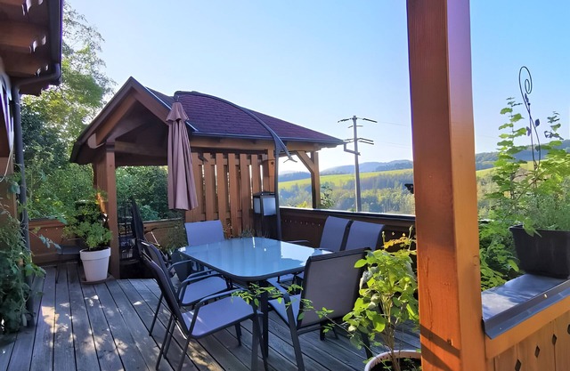 Apartment 'Am Fuchsbühl' with Mountain View, Private Terrace and Wi-Fi