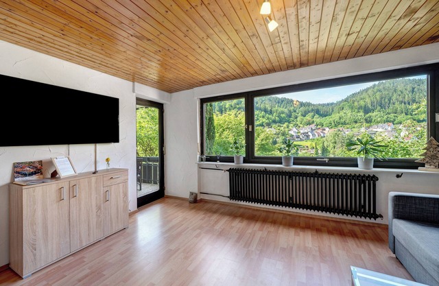 Apartment 'Am Lehen' with Mountain View, Private Terrace and Wi-Fi