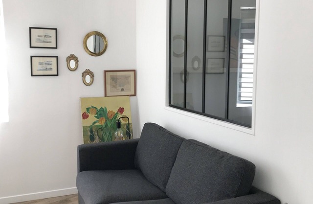 Apartment-Apartment-Ensuite with Shower-RDC droit