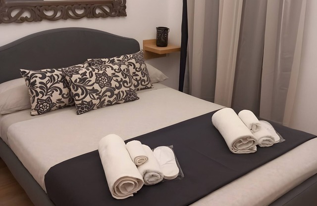 Apartment 'Appartamento Luxury - Mare' with Sea View and Air Conditioning