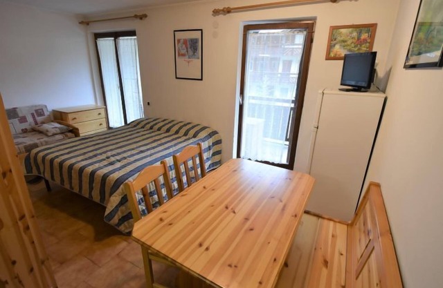 Apartment Apt 8 by Interhome