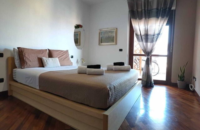 Apartment "Bethel Fiumicino" with Balcony & Wi-Fi