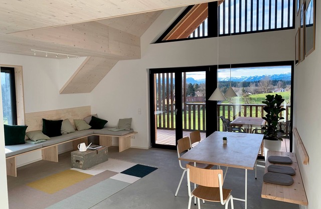 Apartment 'Blanc' with Mountain View, Balcony and Wi-Fi