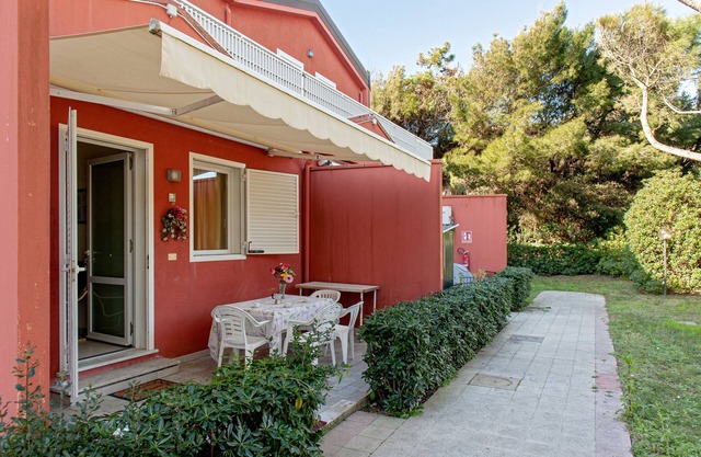 Apartment "Boboba" with Sea View & Wi-Fi