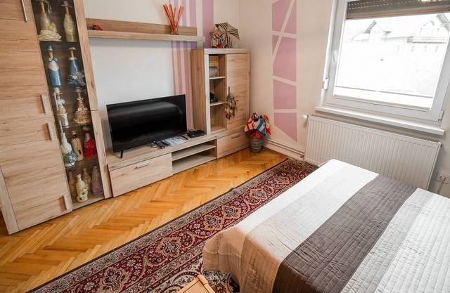 Apartment Carmen - Two Bedroom Apartment