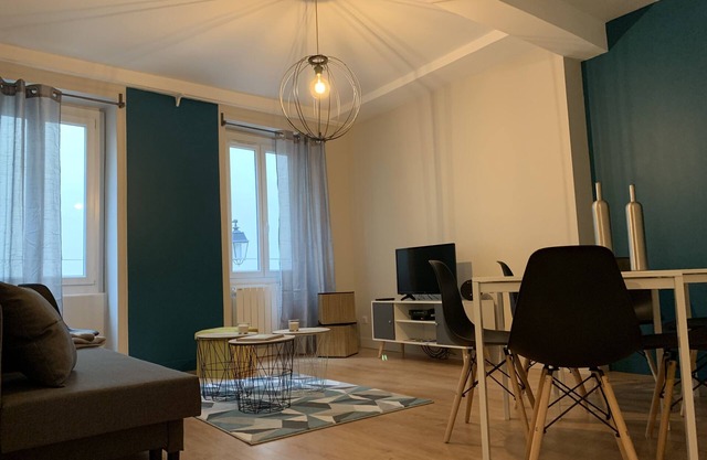 Apartment "Chill & Work" central plateau