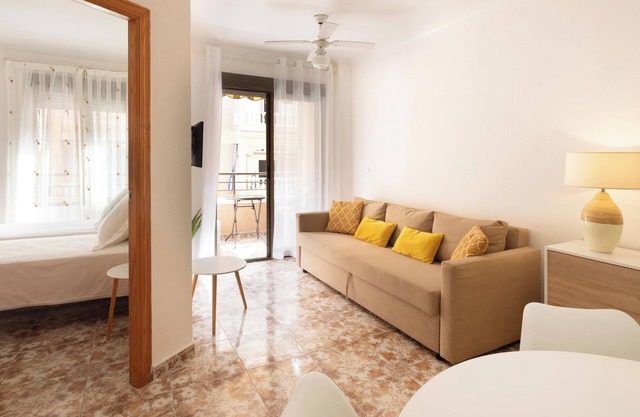 Apartment Close to the Beach with Wi-Fi