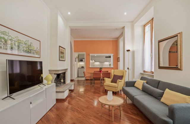 Apartment Colosseo - Two Bedroom Villa, Sleeps 10