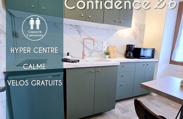 Apartment Confidence 1- hyper calm center