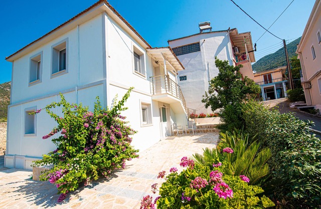 Apartment 'Cosy' with Wi-Fi and Air Conditioning