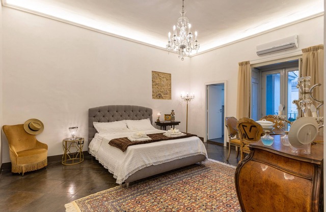 Apartment 'D'Incanto' with Balcony, Wi-Fi and Air Conditioning