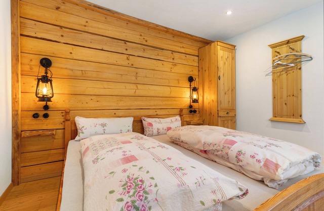 Apartment 'Ferienwohnung 1' with Mountain View, Shared Terrace and Wi-Fi